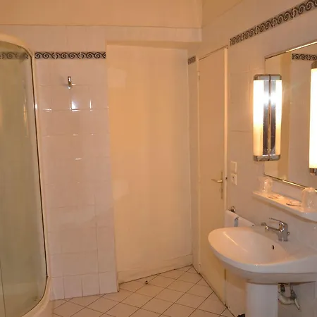 Richmond Gare Du Nord Hotel
