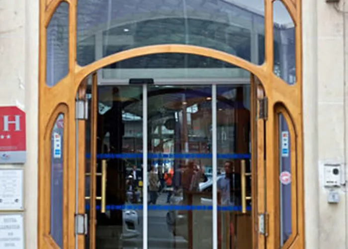 Richmond Gare Du Nord