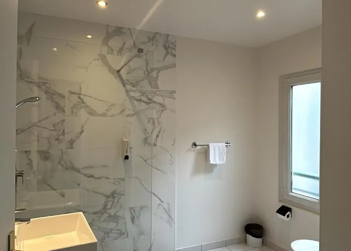 Richmond Gare Du Nord Hotel 2*