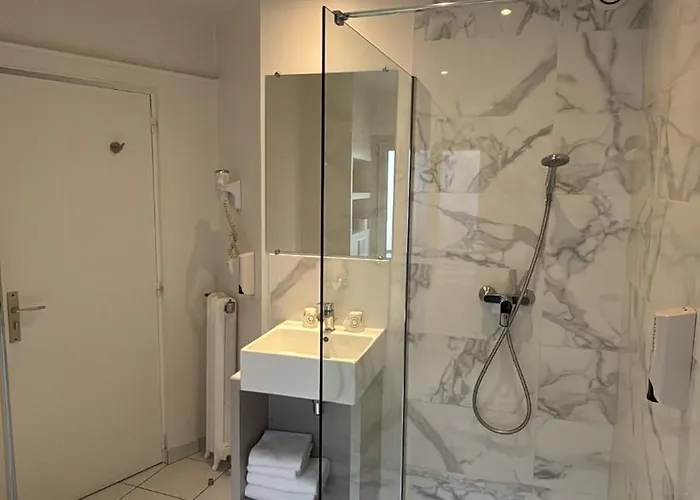 Richmond Gare Du Nord 2*