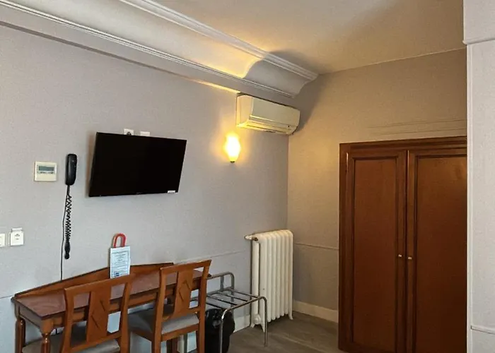 Richmond Gare Du Nord Parigi