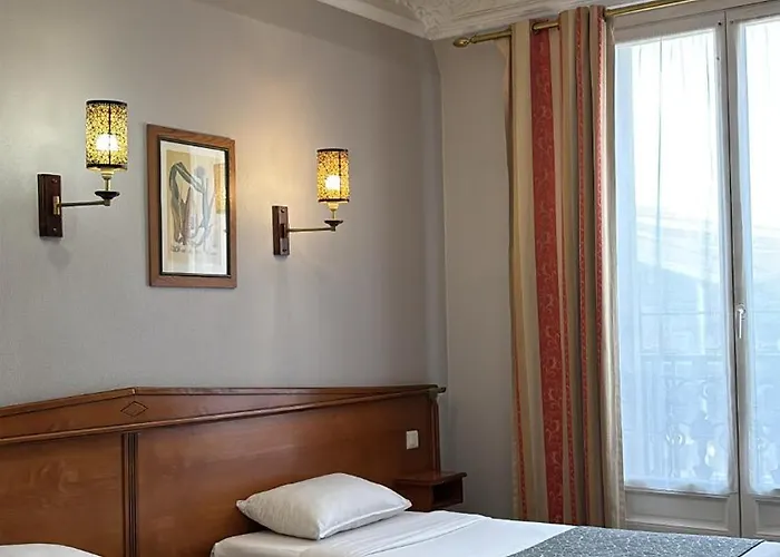 Richmond Gare Du Nord