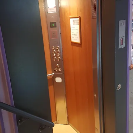 리치몬드 갸르 뒤 노르드 2* 파리